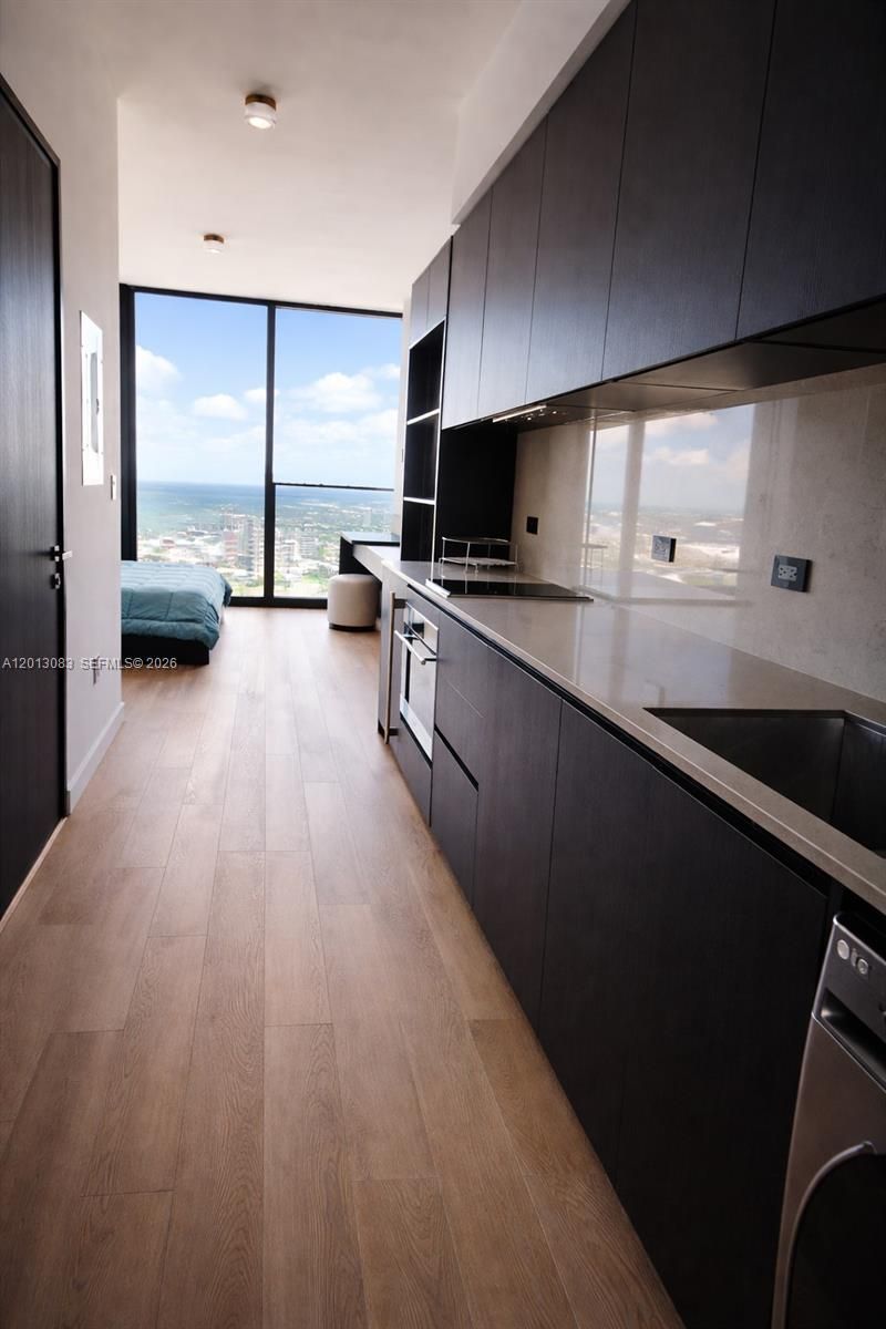 20 NE 11 St, Unit 3403B, Miami, FL 33132 Photo