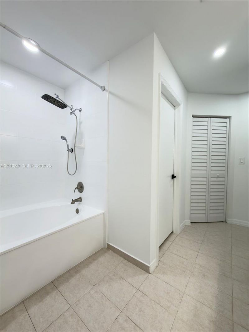 8725 SW 158th Pl , Unit 8725, Miami, FL 33193 Photo