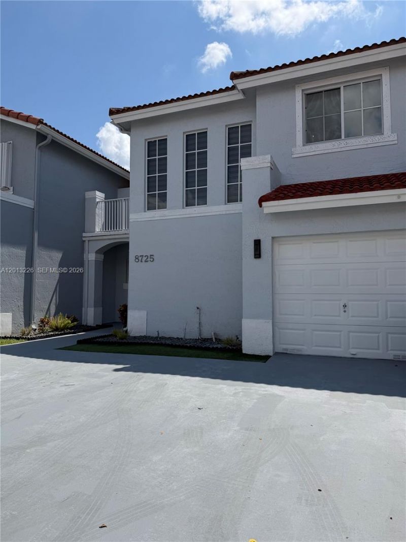 8725 SW 158th Pl , Unit 8725, Miami, FL 33193 Photo