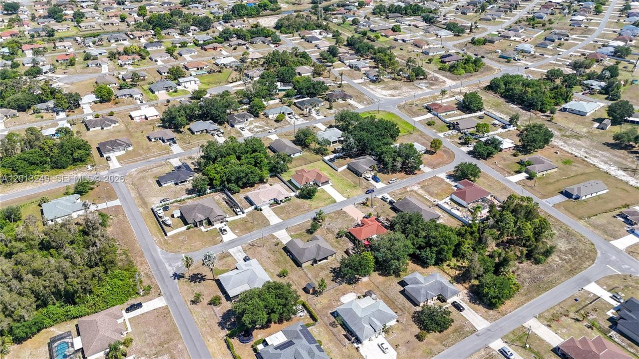 717 Zendor Ave, Fort Myers, FL 33913 Photo