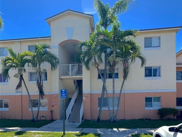 3610 N 56th Ave , Unit 218, Hollywood, FL 33021
