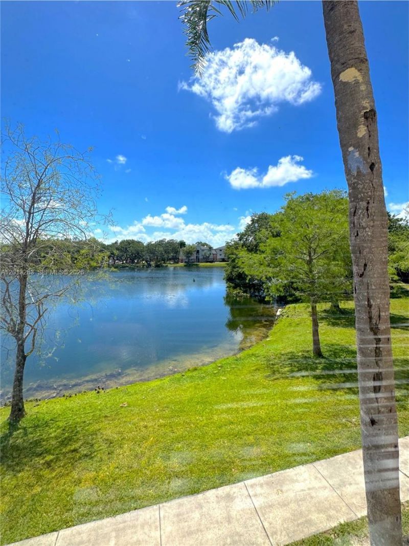3610 N 56th Ave , Unit 218, Hollywood, FL 33021 Photo
