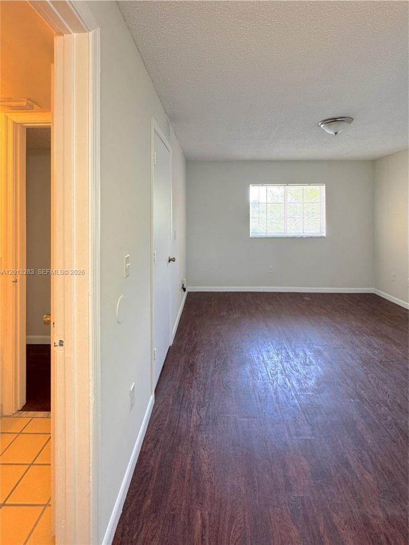 3610 N 56th Ave , Unit 218, Hollywood, FL 33021 Photo