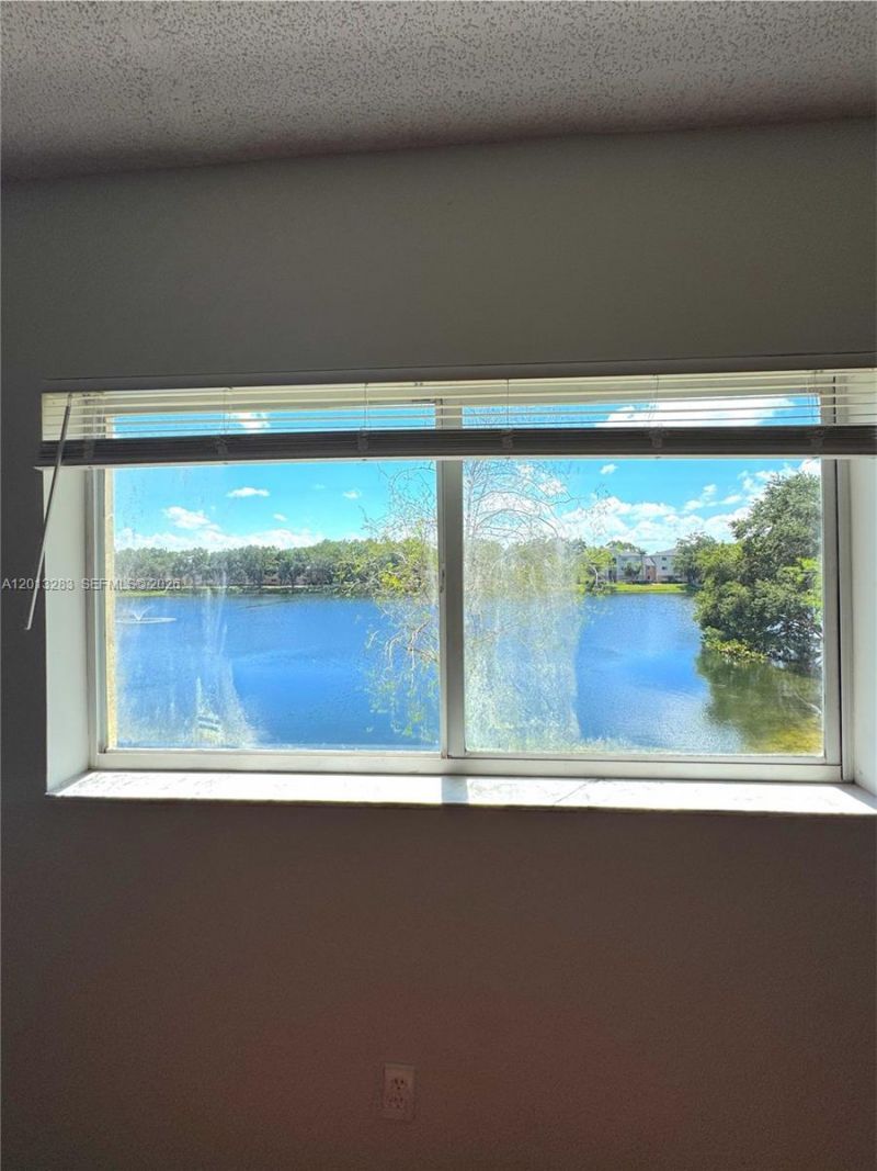 3610 N 56th Ave , Unit 218, Hollywood, FL 33021 Photo