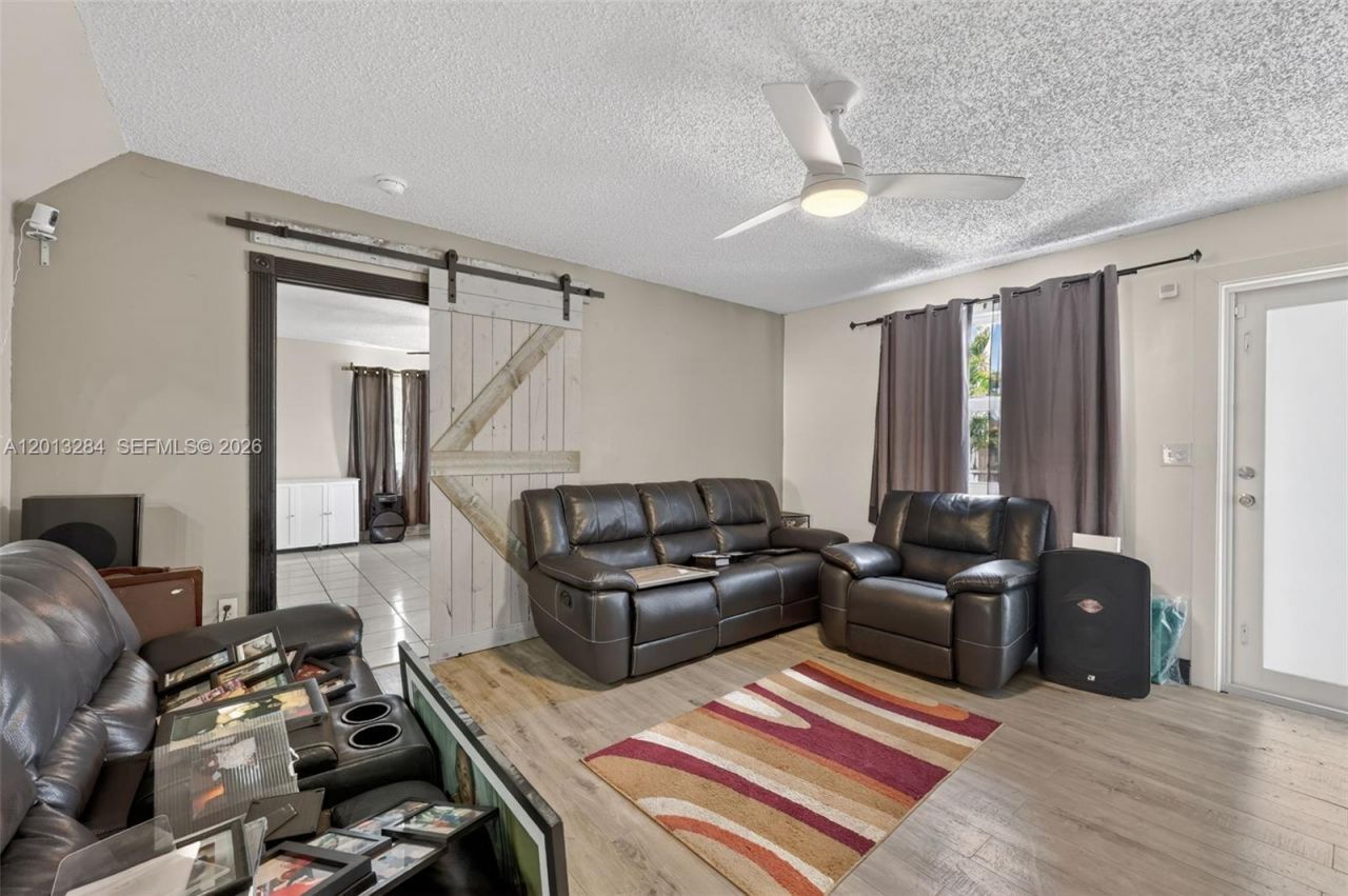 15104 SW 304th Ter, Homestead, FL 33033 Photo