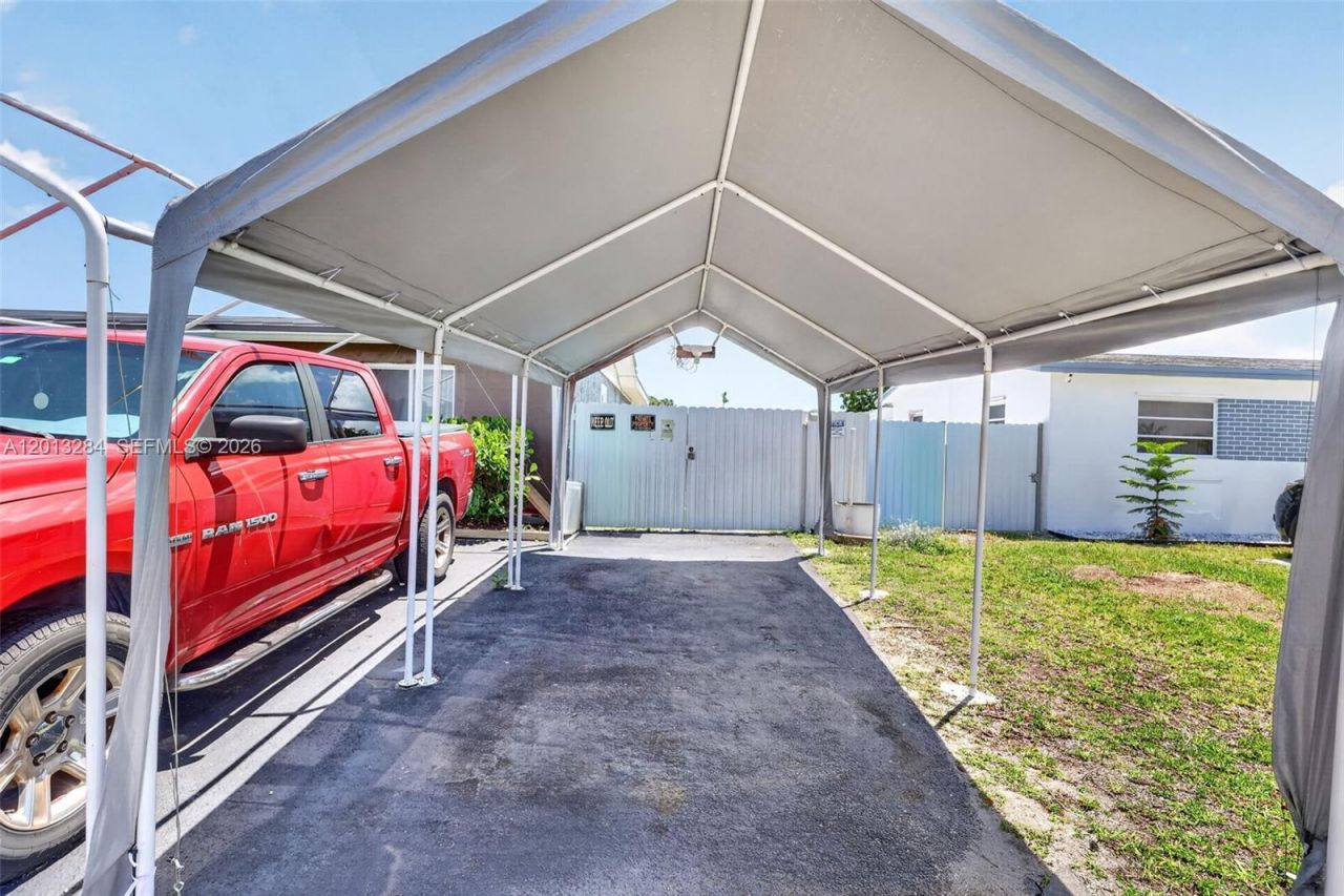 15104 SW 304th Ter, Homestead, FL 33033 Photo