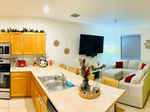 3398 W 92nd Pl , Hialeah, FL 33018