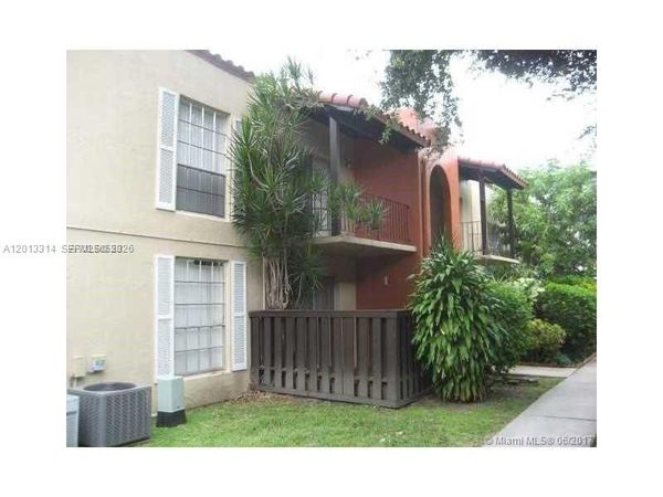10794 N Kendall Dr , Unit B23, Miami, FL 33176