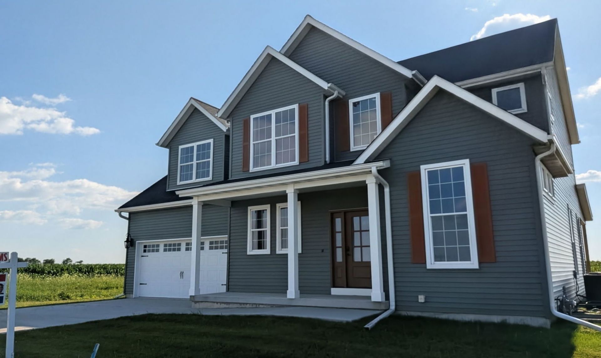 675 S Regulators Street, Rochelle, IL 61068