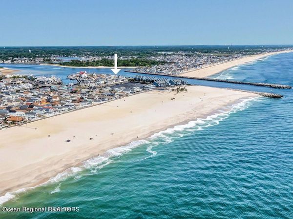 12 Inlet Drive, Point Pleasant Beach, NJ 08742