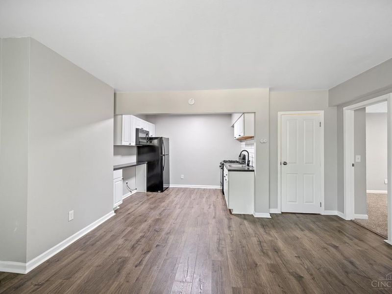 945 Dana Avenue, Cincinnati, OH 45229 Photo 11