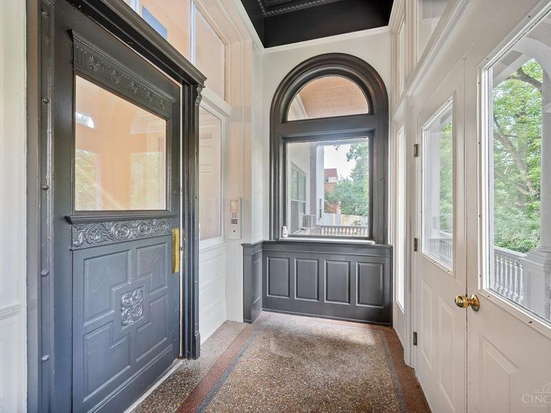 945 Dana Avenue, Cincinnati, OH 45229 Photo 25