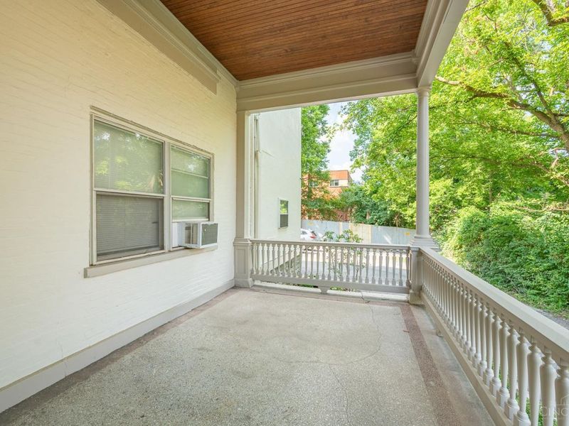 945 Dana Avenue, Cincinnati, OH 45229 Photo 29