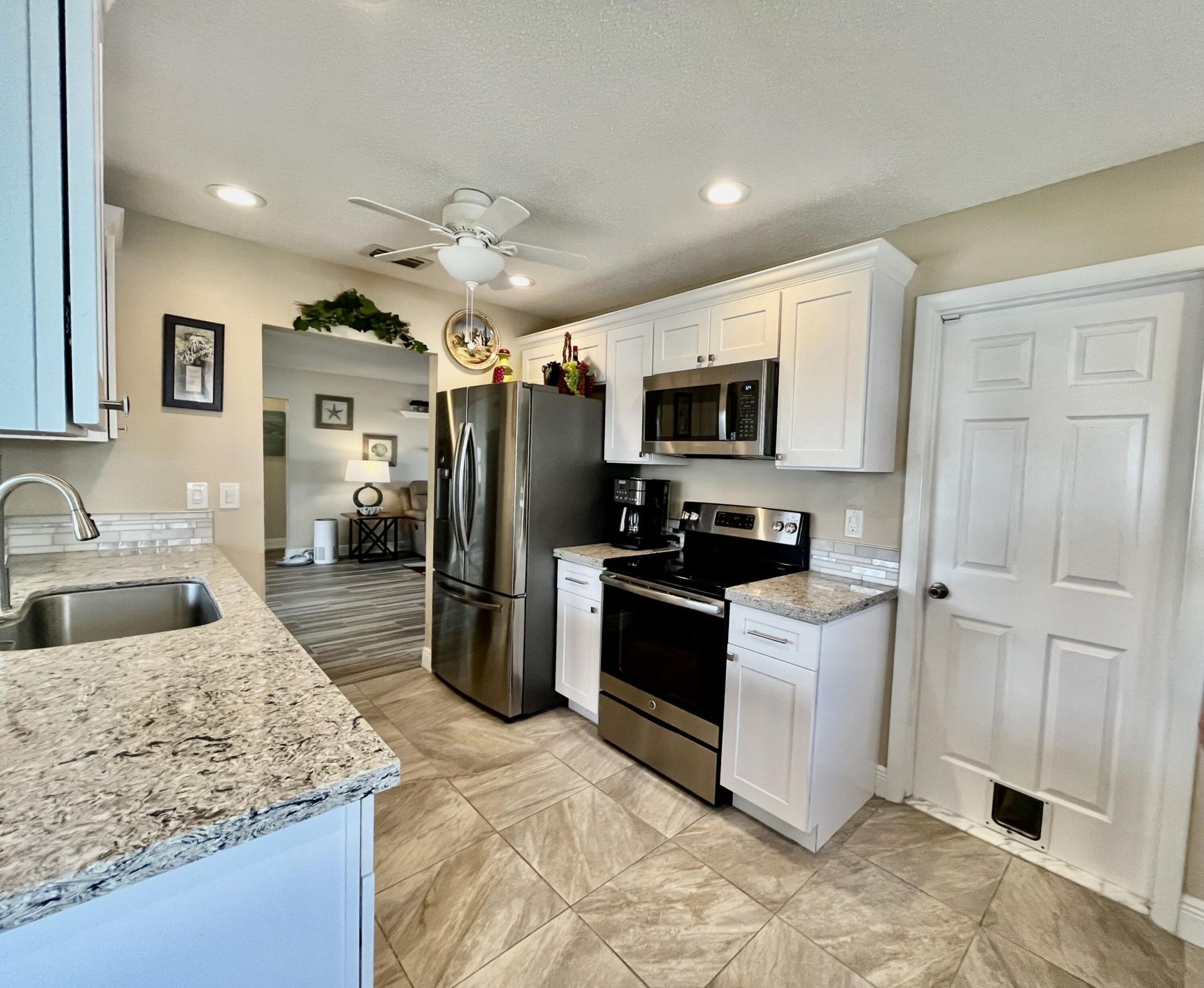 2398 SW 9th Avenue N, Boynton Beach, FL 33426 Photo