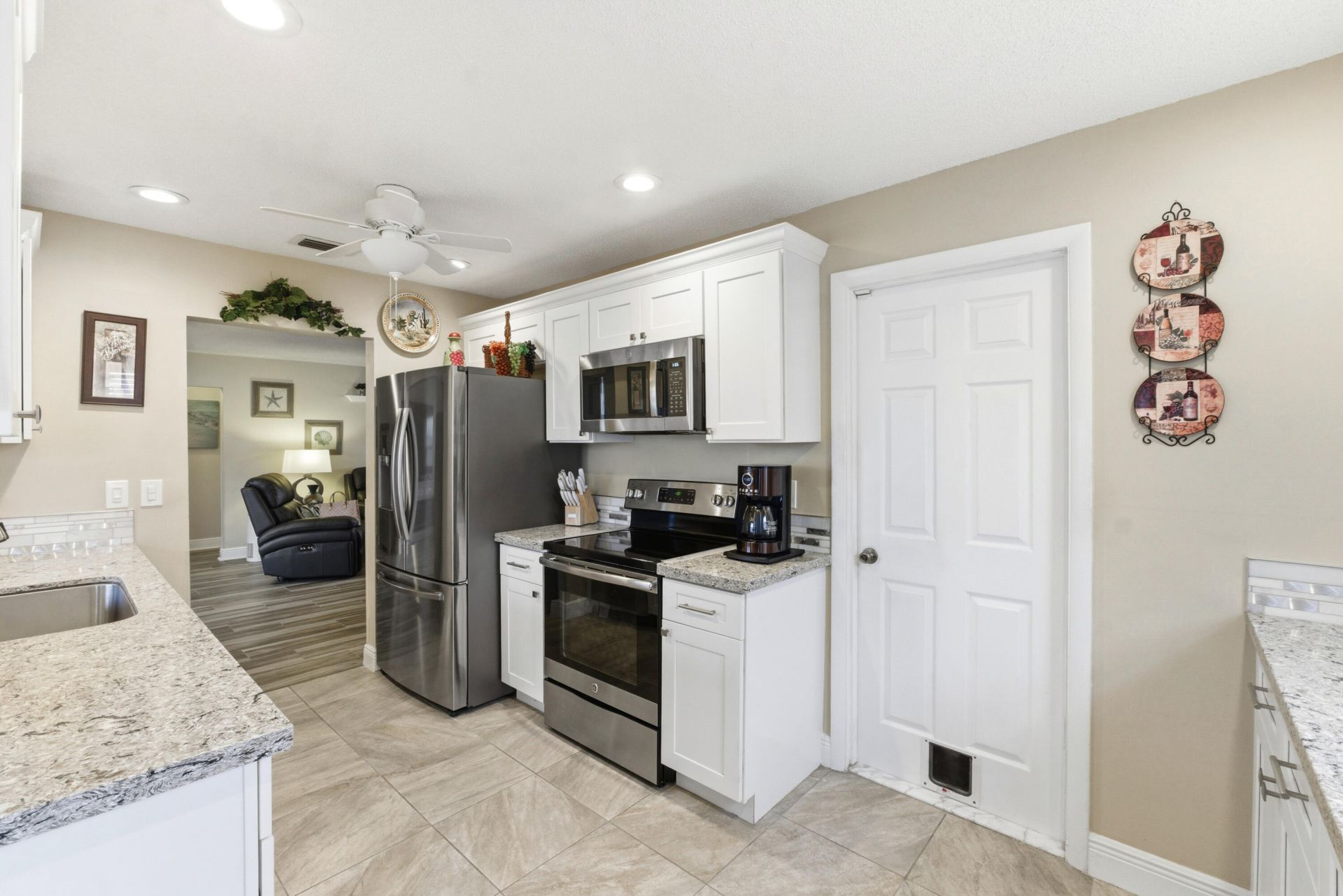 2398 SW 9th Avenue N, Boynton Beach, FL 33426 Photo