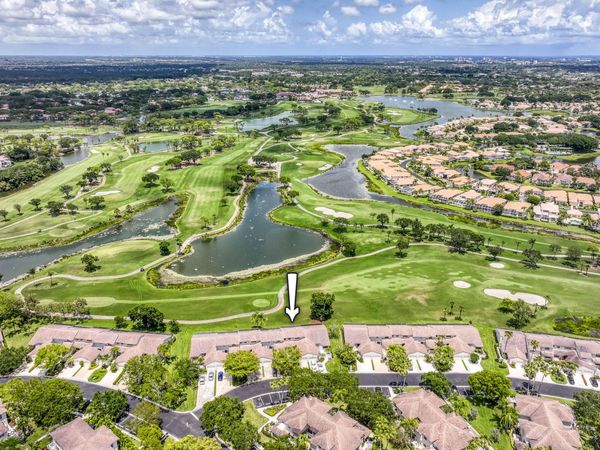 495 Prestwick Circle, Palm Beach Gardens, FL 33418
