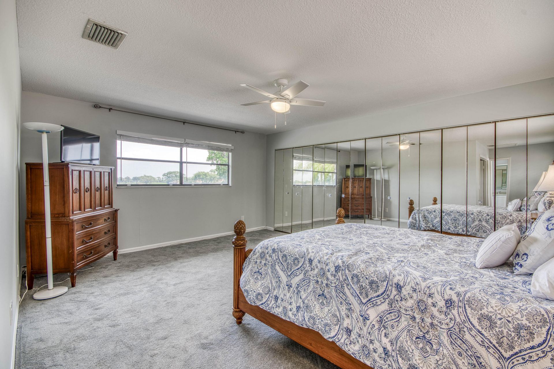 495 Prestwick Circle, Palm Beach Gardens, FL 33418 Photo
