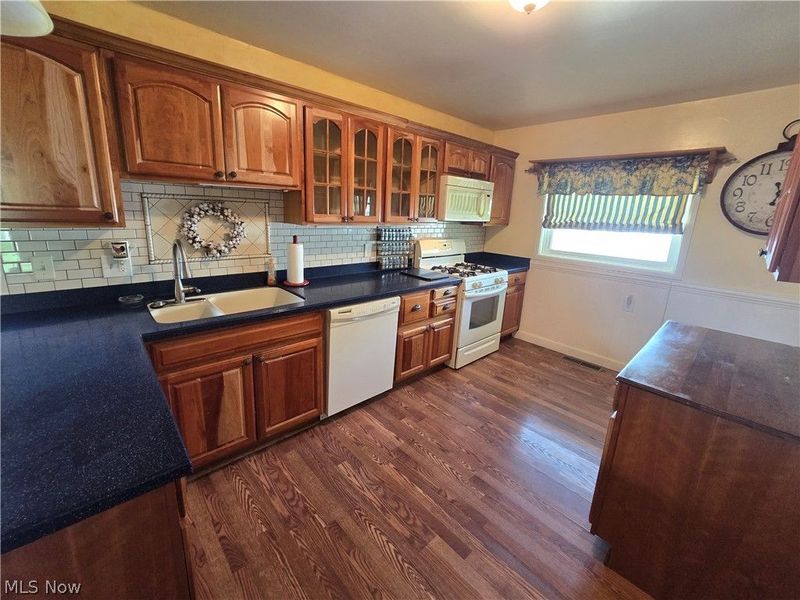 3923 Lake Road, Youngstown, OH 44511 Photo 10