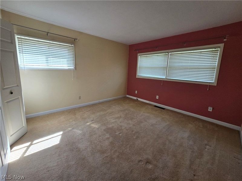 3923 Lake Road, Youngstown, OH 44511 Photo 11