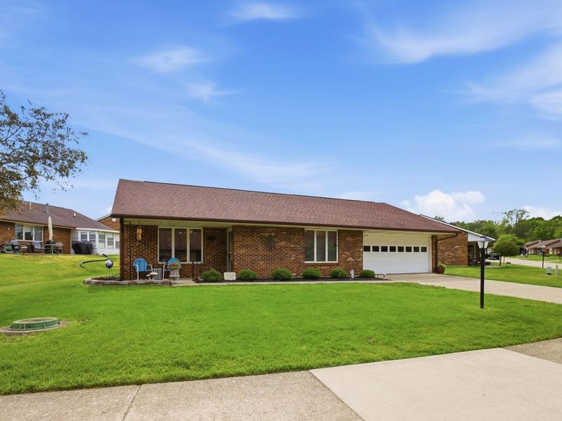 3113 E Brixton Drive, Springfield, OH 45503 Photo 3