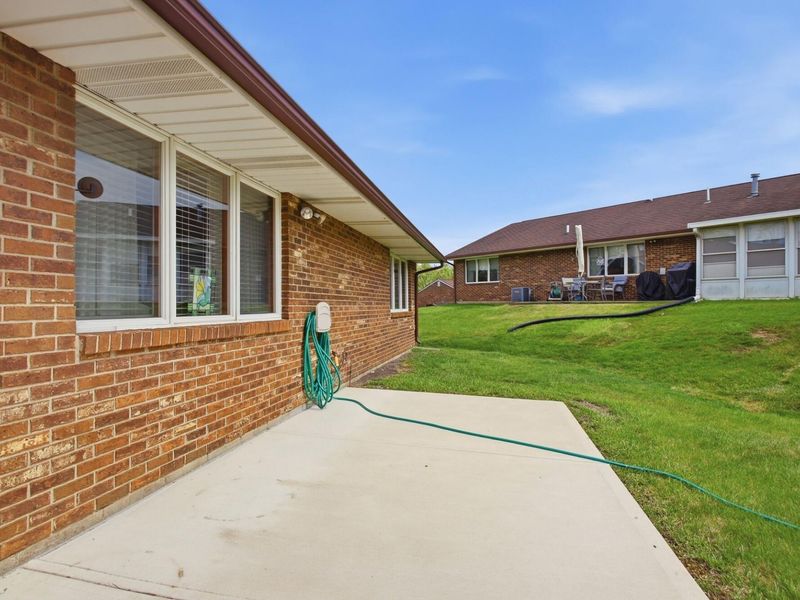 3113 E Brixton Drive, Springfield, OH 45503 Photo 36