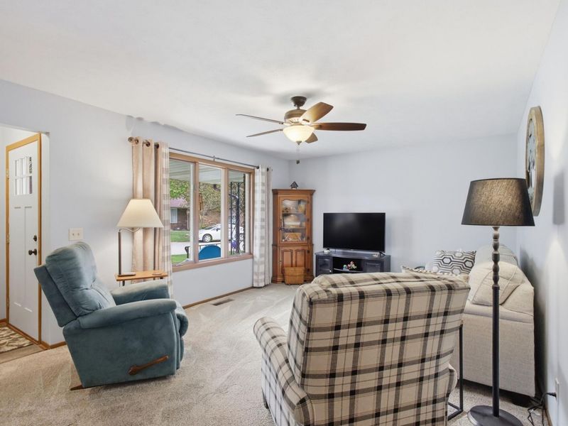 3113 E Brixton Drive, Springfield, OH 45503 Photo 9
