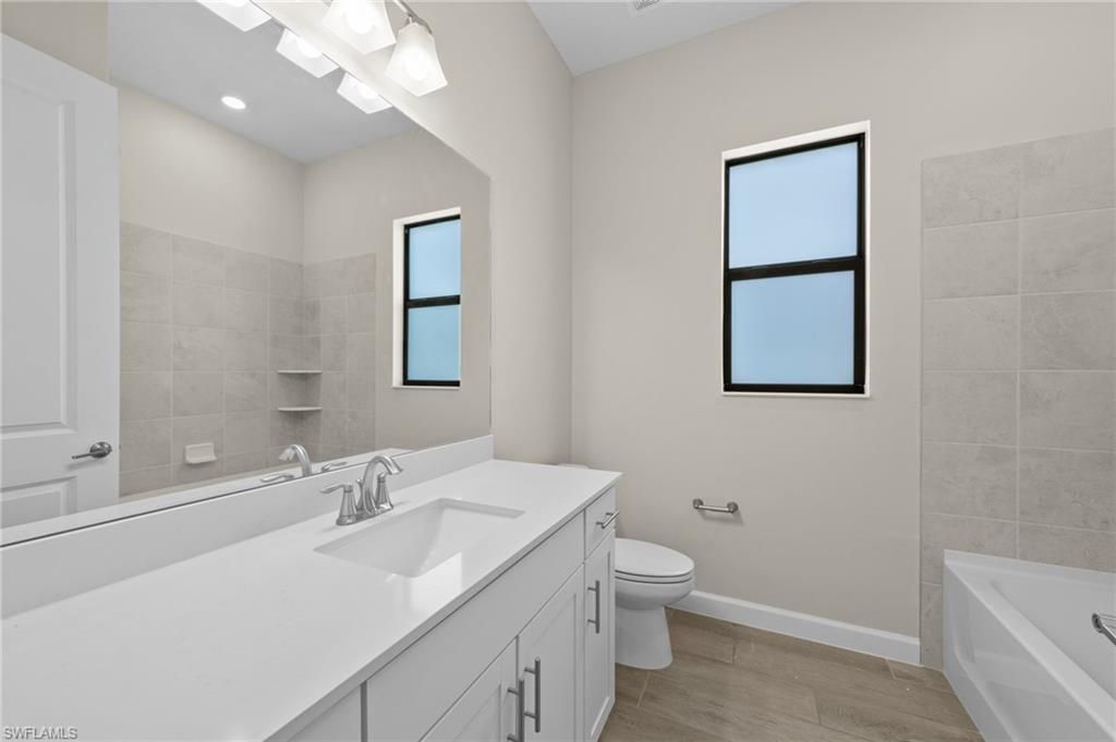 20529 Napa Loop, Estero, FL 33928 Photo