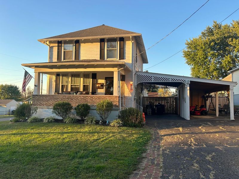 435 Westview Drive , Zanesville, OH 43701 Photo 2