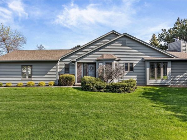 8 Shanbrook Drive , Rochester, NY 14612