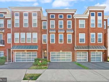 23491 EPPERSON SQUARE, BRAMBLETON, VA 20148