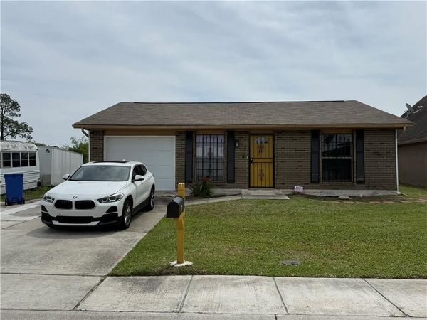 7 POINT COUPEE Place , New Orleans, LA 70129