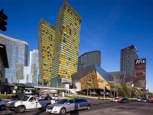 3722 Las Vegas Boulevard , Unit 2001, Las Vegas, NV 89158