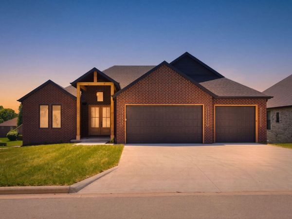 5048 E Swale Court , Springfield, MO 65802