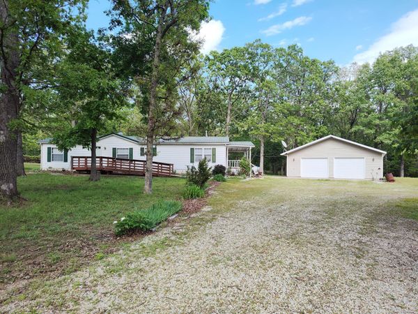 27949 County Road 275 , Pittsburg, MO 65724