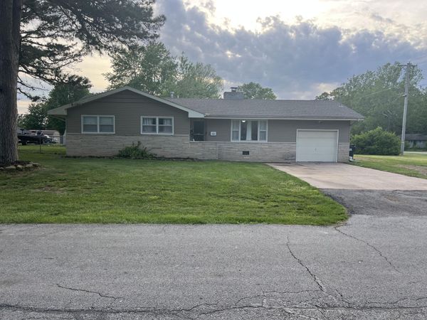 1307 Porter Avenue, Aurora, MO 65605