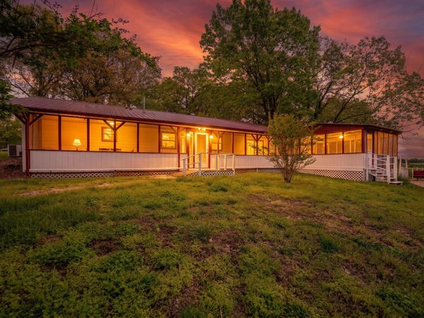 866 County Road 328 , Thayer, MO 65791
