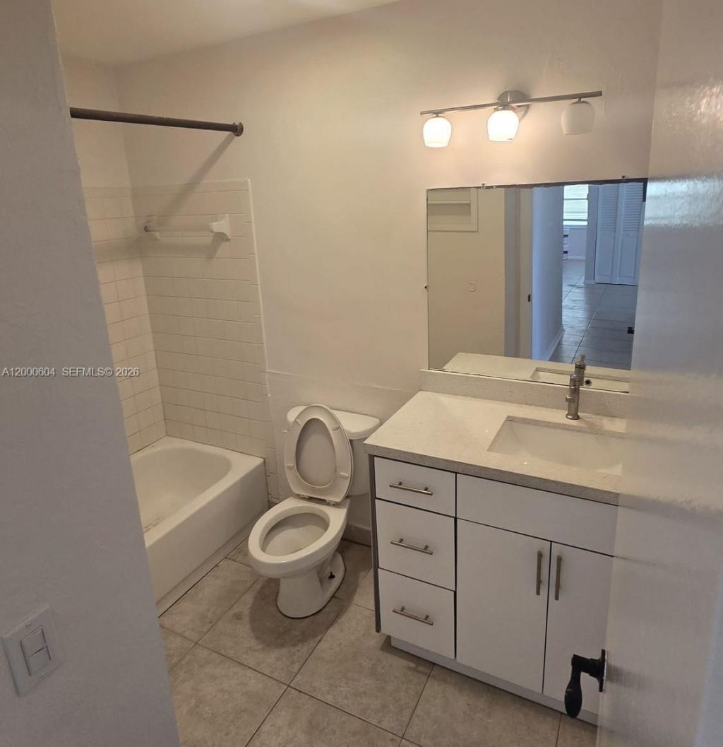 3247 NW 123rd Ave, Sunrise, FL 33323 Photo