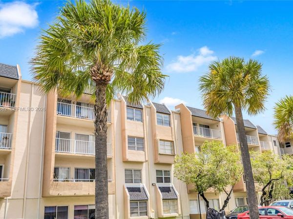 7757 SW 86th St, Unit C-213, Miami, FL 33143