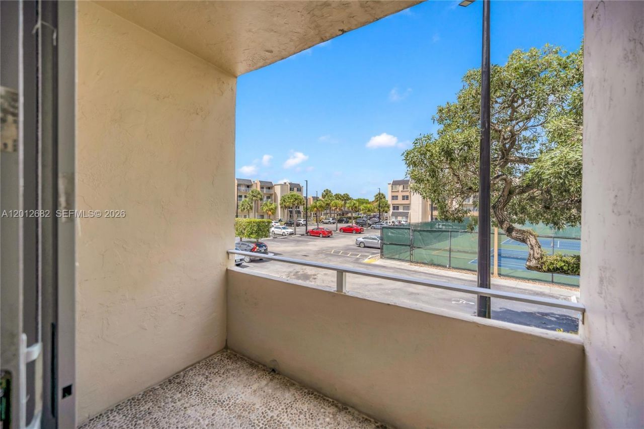 7757 SW 86th St, Unit C-213, Miami, FL 33143 Photo