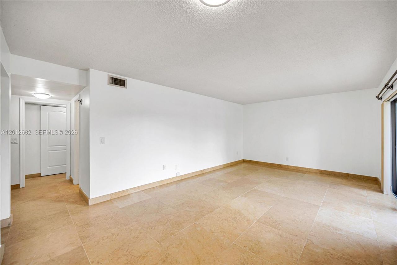 7757 SW 86th St, Unit C-213, Miami, FL 33143 Photo