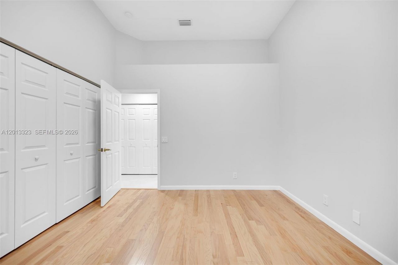 2553 Bay Pointe Drive , Weston, FL 33327 Photo