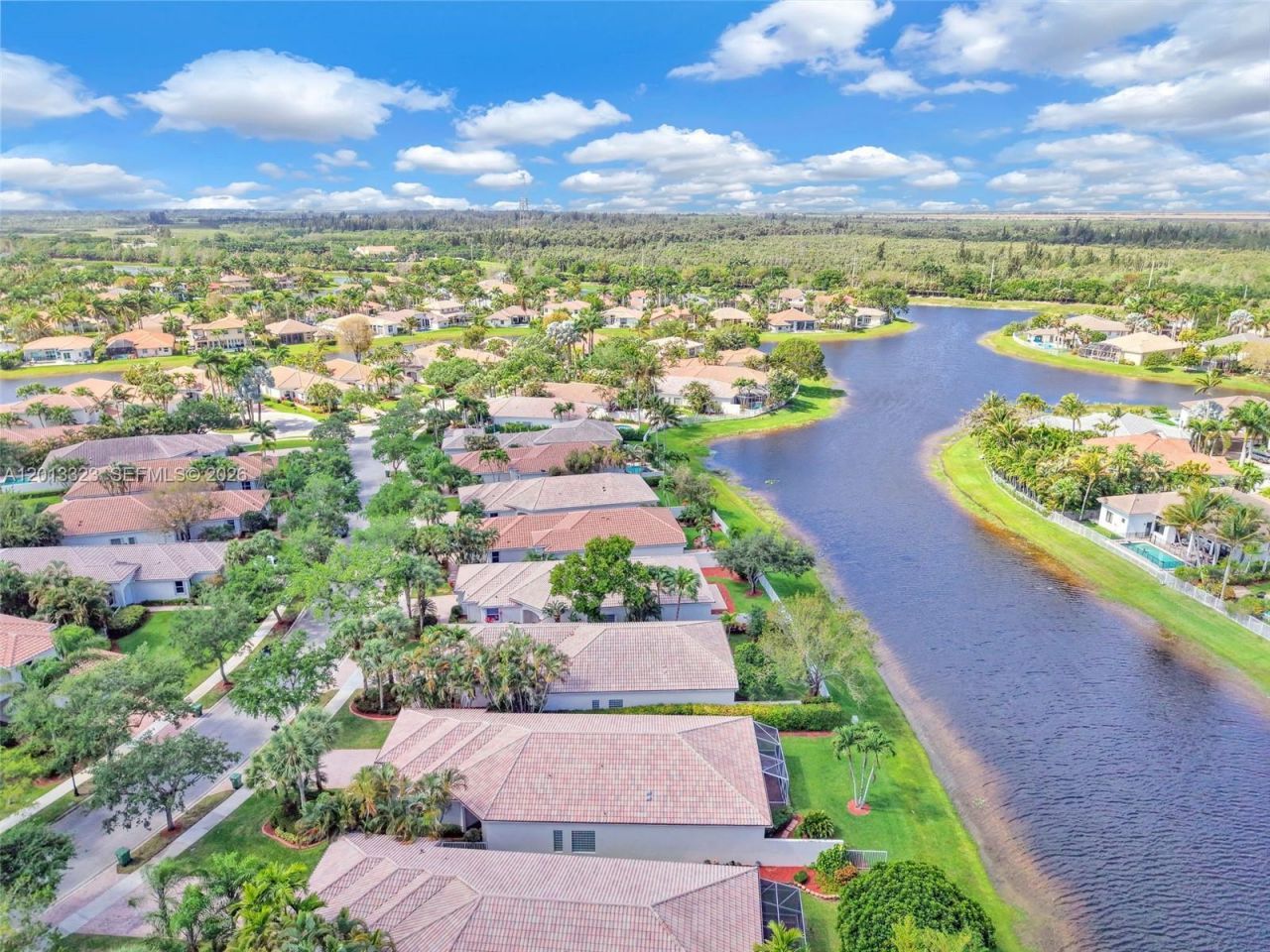 2553 Bay Pointe Drive , Weston, FL 33327 Photo