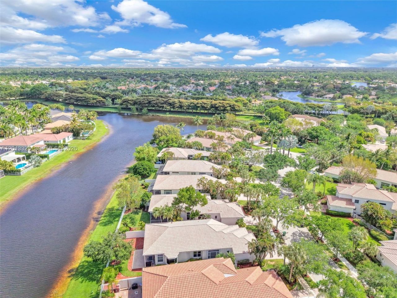 2553 Bay Pointe Drive , Weston, FL 33327 Photo