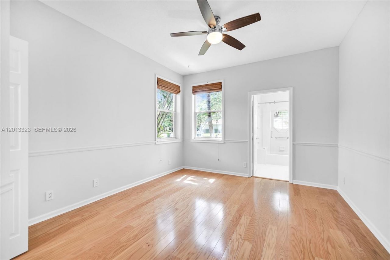 2553 Bay Pointe Drive , Weston, FL 33327 Photo