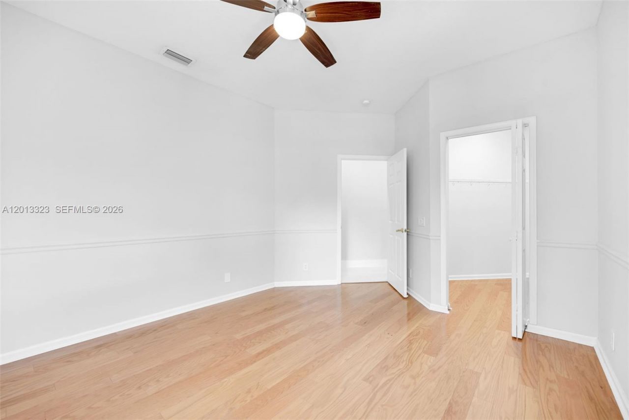 2553 Bay Pointe Drive , Weston, FL 33327 Photo