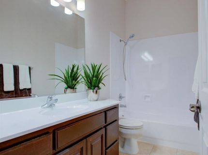5214 Harness Ct, Riverbank, CA 95367 Photo