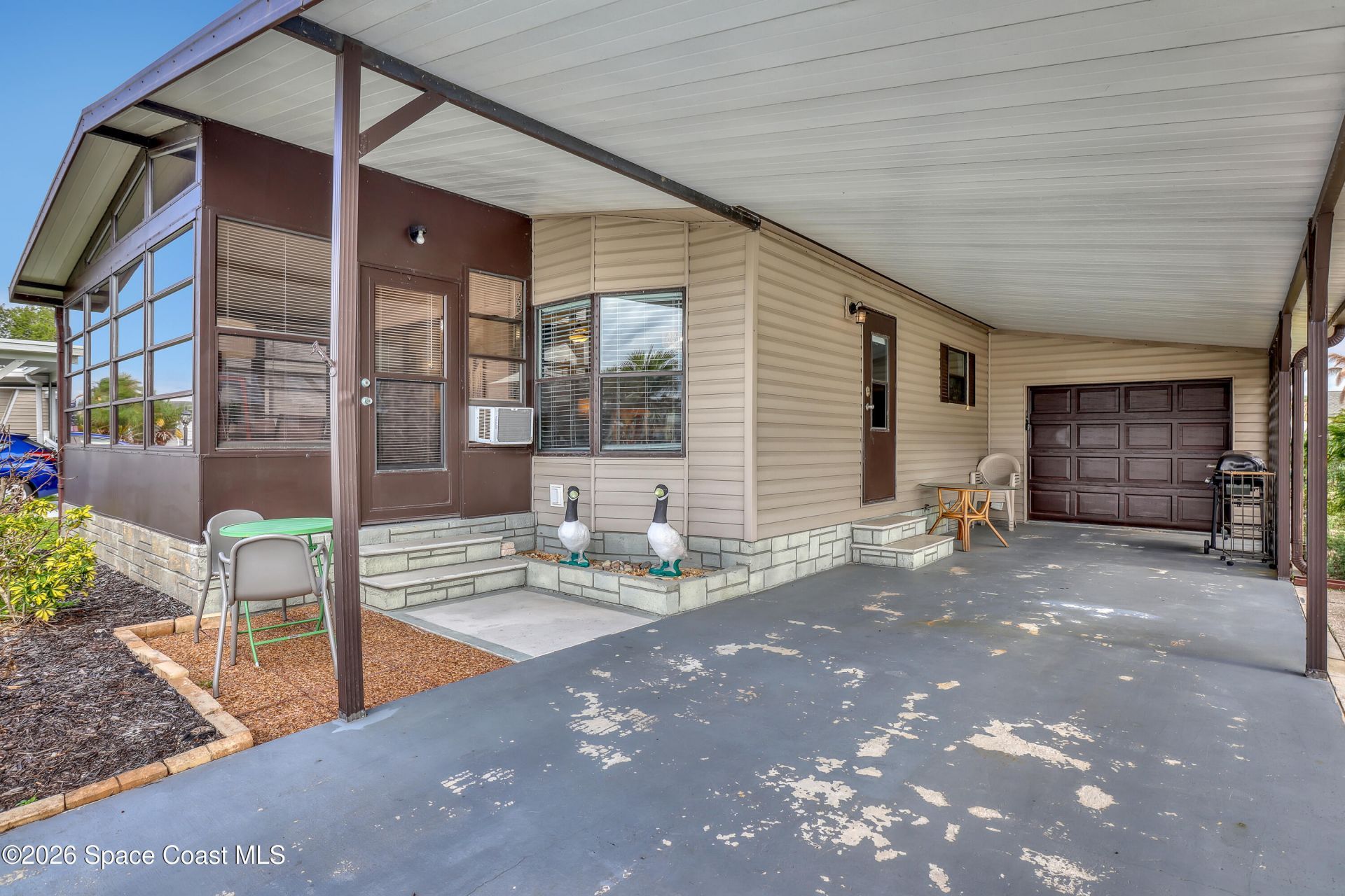 949 Laurel Circle, Barefoot Bay, FL 32976 Photo