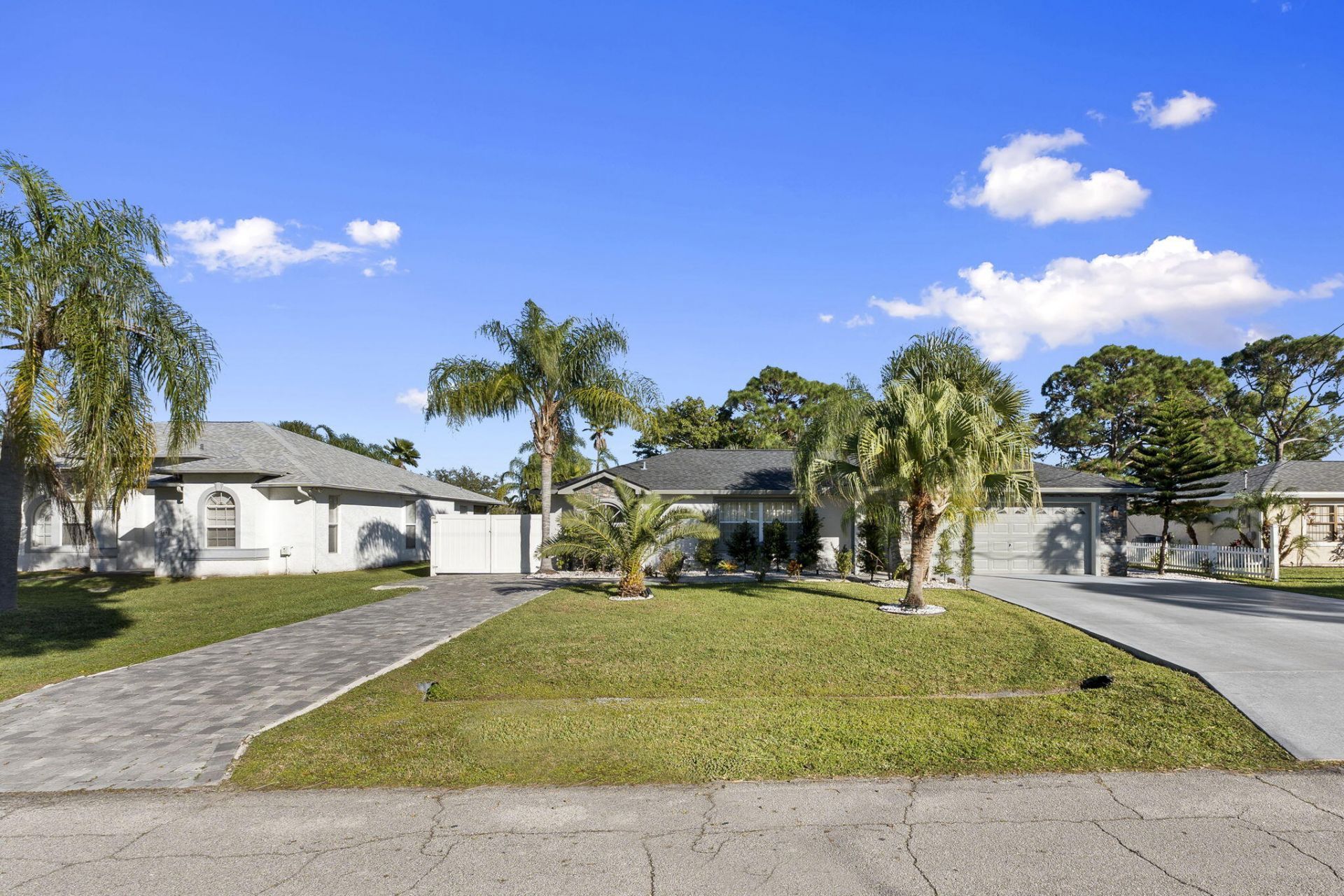 2471 SE Leithgow Street, Port Saint Lucie, FL 34952 Photo