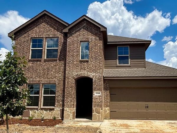 3310 Charleston Drive, Ennis, TX 75119