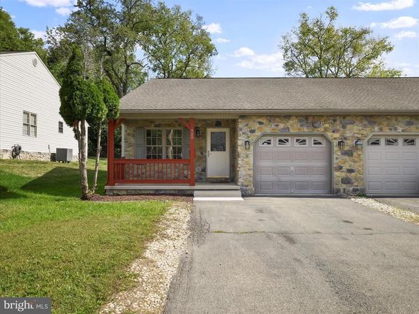 920 FREDERICK STREET , HAGERSTOWN, MD 21740